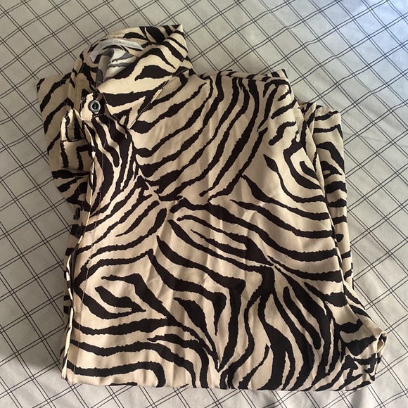 Zebra Blouse - Picture 7 of 7